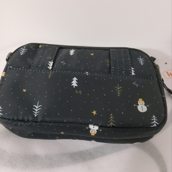 Lug Coupe SE, Snowman Trees - Picture 2 of 6